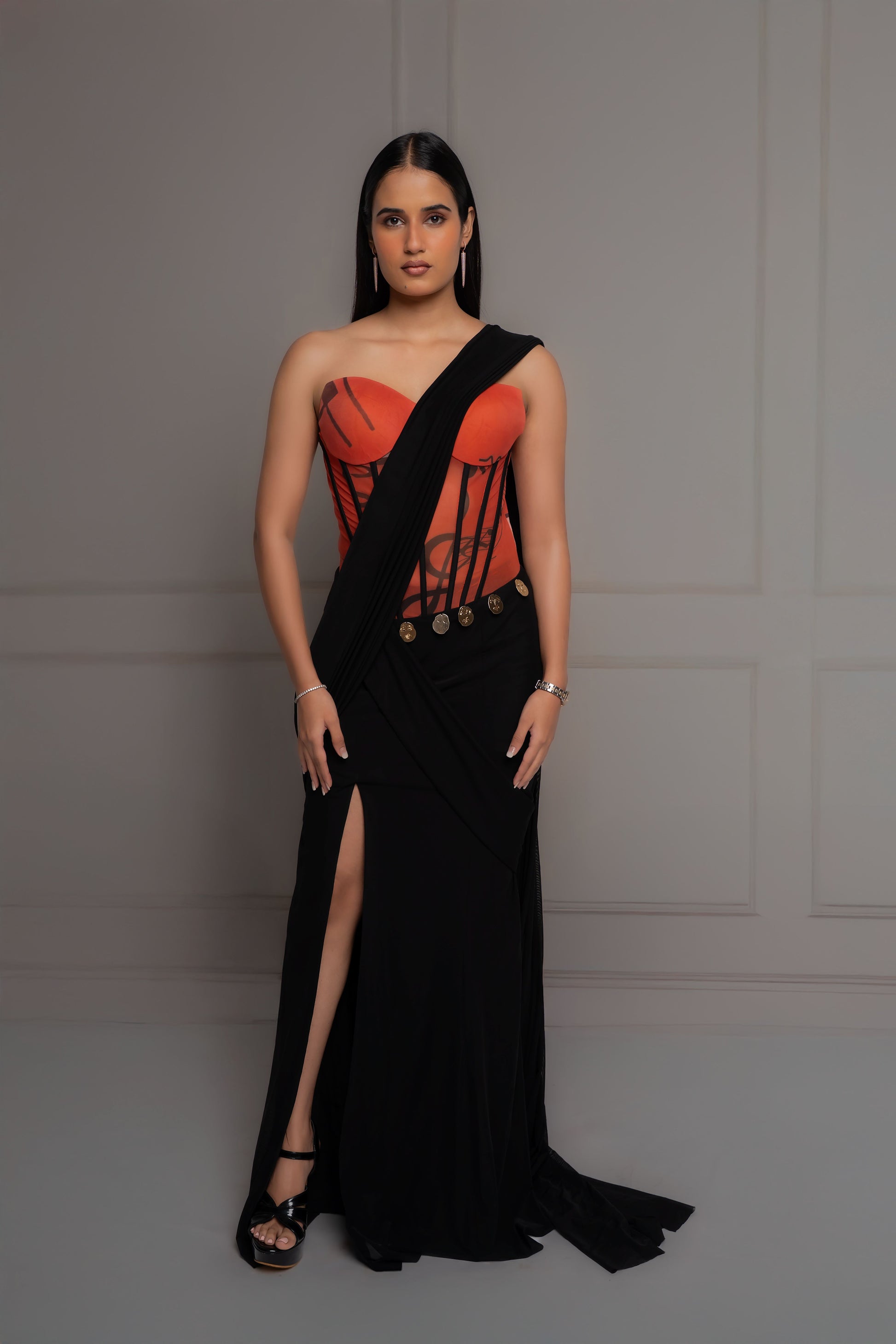 Noir Naari Saree