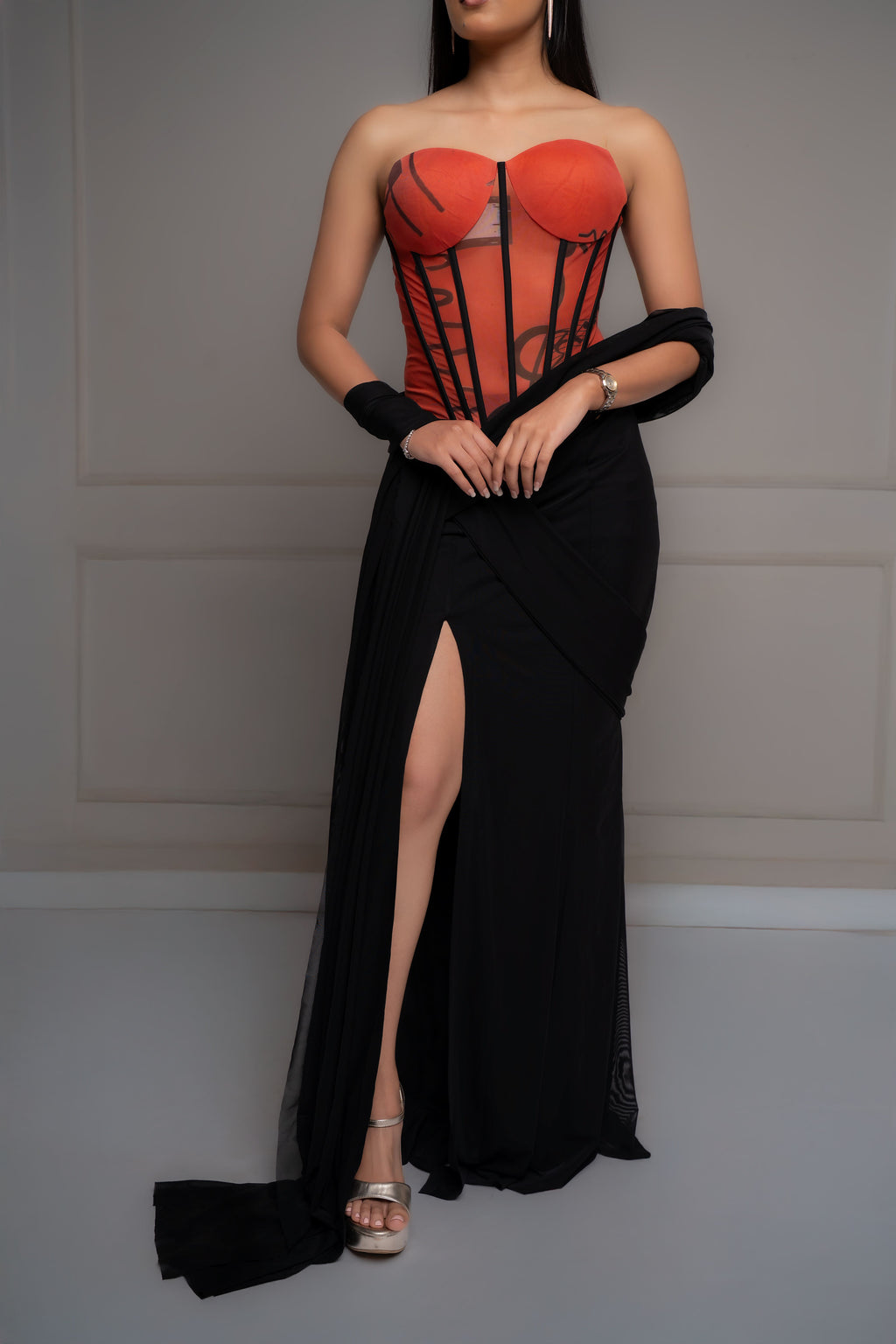Noir Naari Saree
